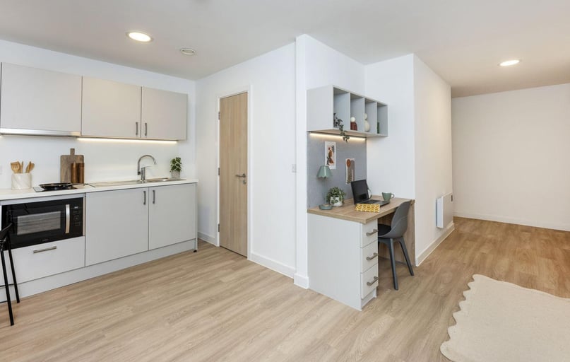 Oxford Place, Rusholme, Manchester - Image 1